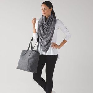 Lululemon Mantra Scarf Heathered Black Gray OS